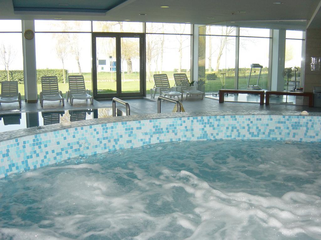 Club 218 Wellness Studio Шиофок Экстерьер фото